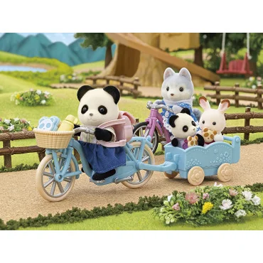 Sylvanian Families 5652 Súprava na bicykel a kolieskové korčule s figúrkou Pandy 