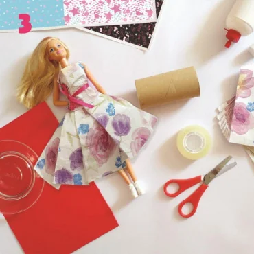 S Barbie's Fashion Atelier s bábikou