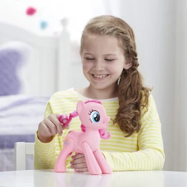 Hasbro E5106 My Little Pony Chichotajúca sa Pinkie Pie