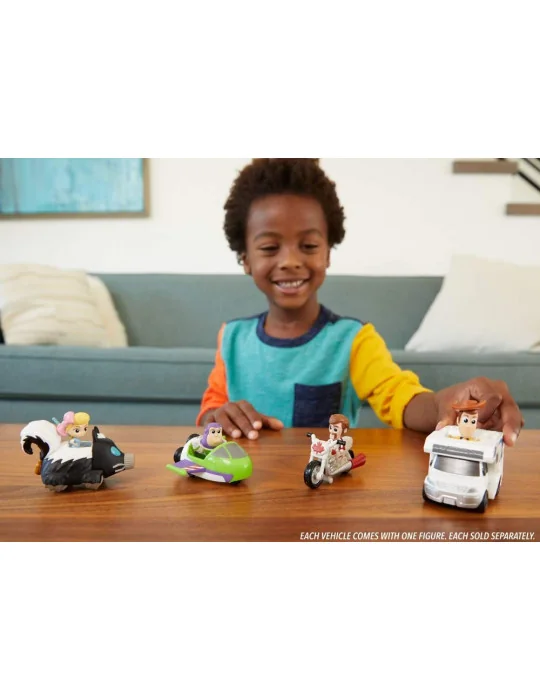 Mattel GCY49 Toy Story 4 Príbeh hračiek Minifigúrka Bo Peep so skunkovým vozidlom